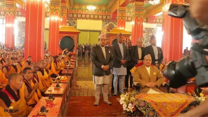 नेपाल संकट 2025: सिंहासन खाली करो महाराज आ रहे हैं – क्या लौटेगा हिंदू राष्ट्र और राजशाही?