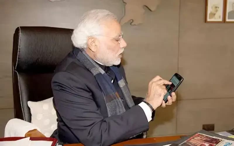 PM Modi Birthday: जानें पीएम मोदी का RAX Secure Phone