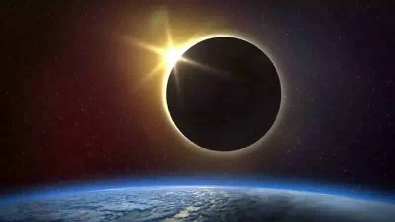 Solar Eclipse: दिन में छाएगा अंधेरा, 6 मिनट तक दिखेगा पूर्ण सूर्यग्रहण
