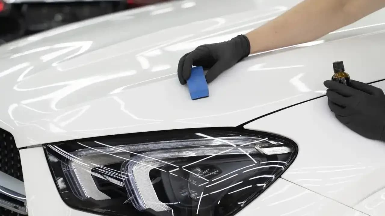 Graphene Coating से कार बनेगी धूप-बारिश में भी नई जैसी, जानें इसके फायदे और कीमत