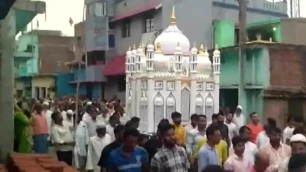 मोहर्रम जुलूस में हाईवोल्टेज करंट से हादसा, युवक की मौत – सड़क जाम और प्रदर्शन