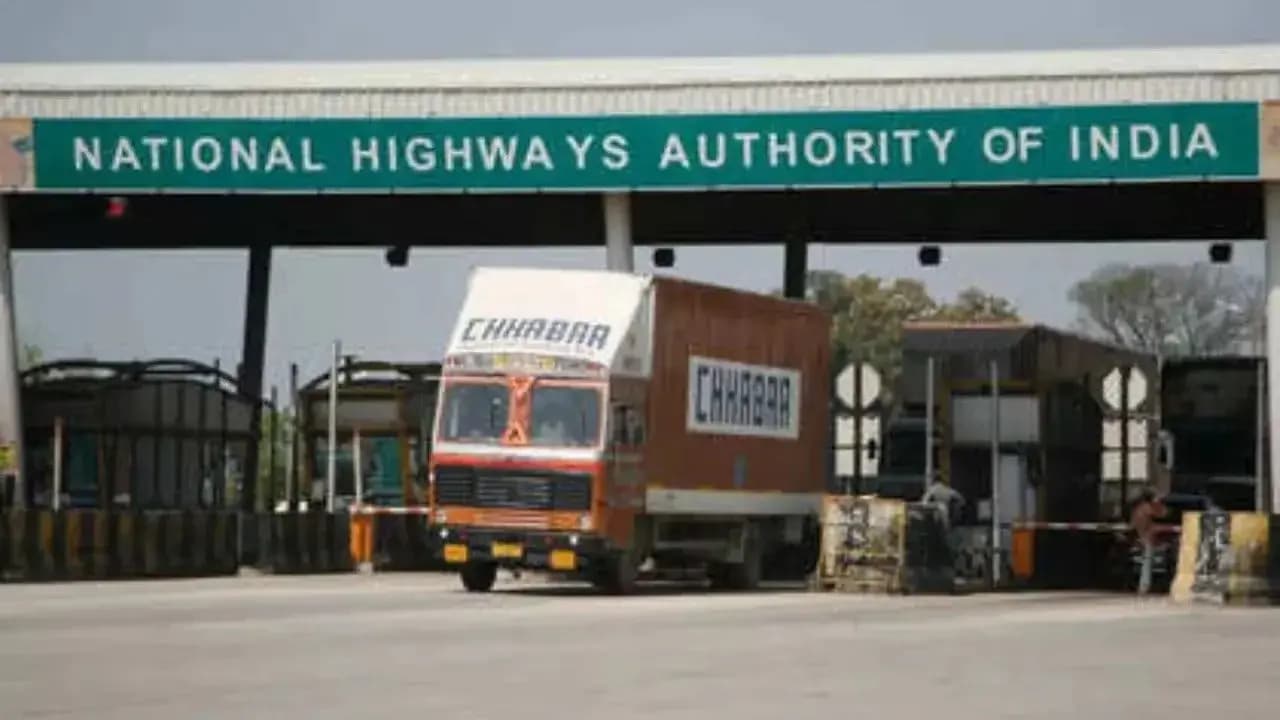 Toll Tax Free: योगी सरकार का शानदार तोहफा.!